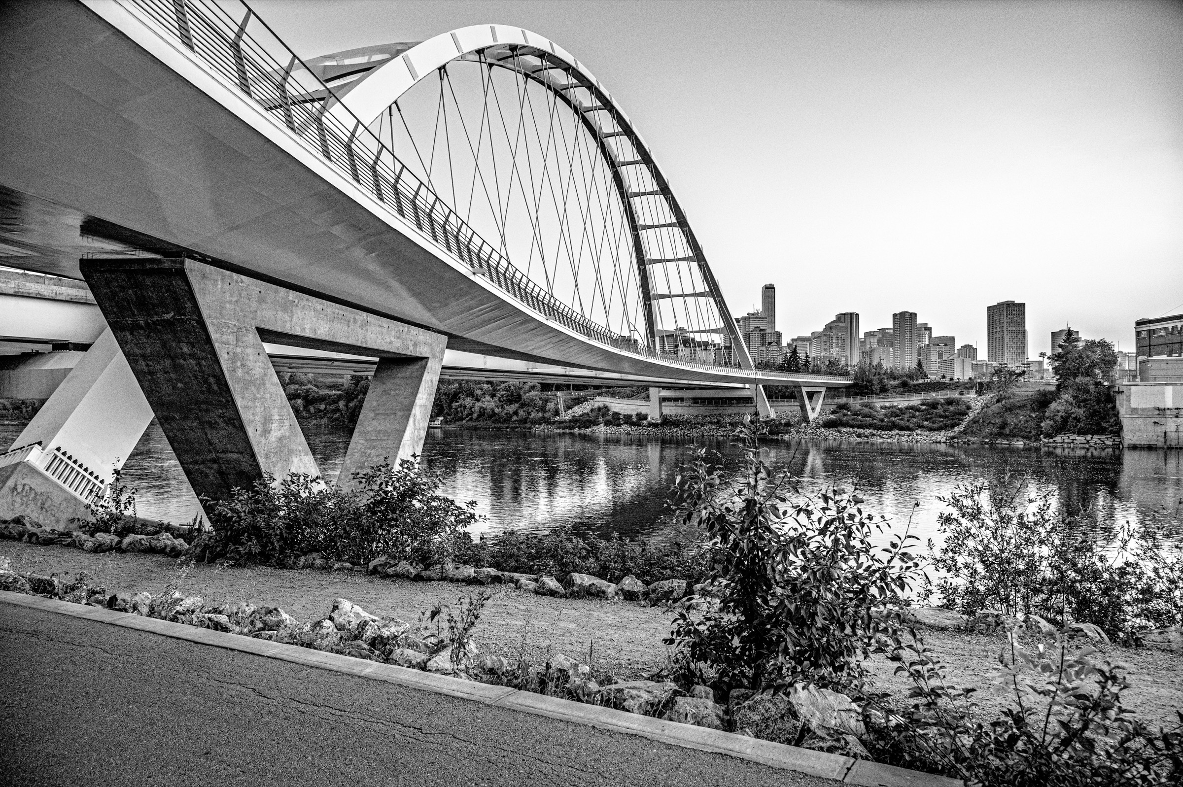 Low Level Bridge