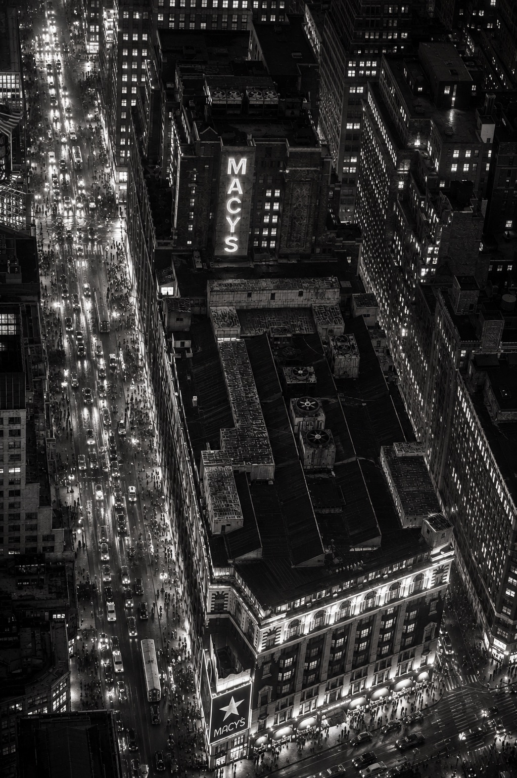 Macy's and the streets of New York at night